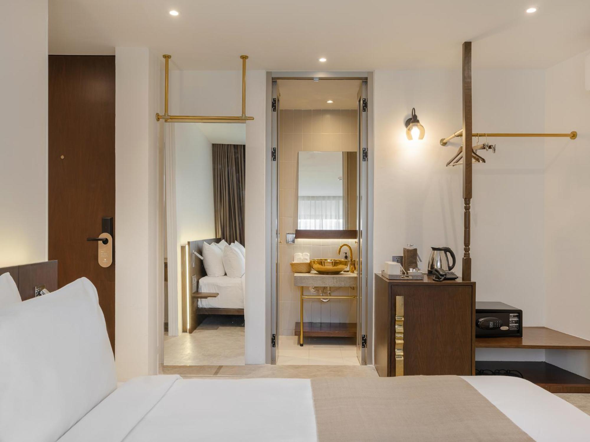 Nidhra Boutique Hotel Bangkok Sukhumvit Ngoại thất bức ảnh